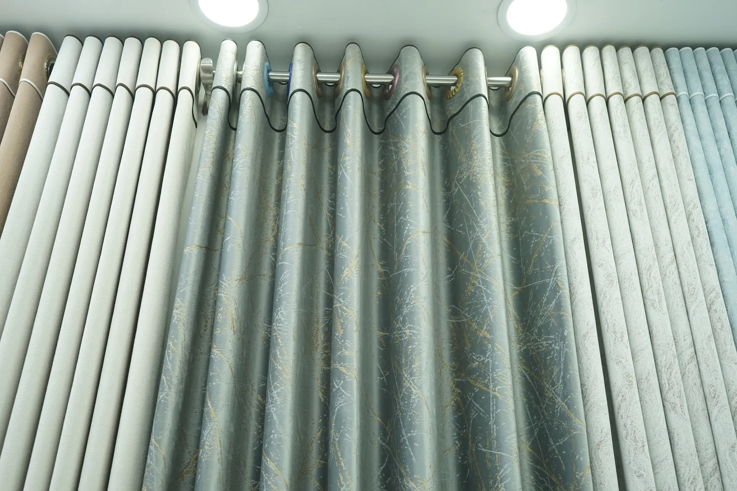 Luxury velvet curtain Luxury Velvet Curtain - ST01 - Image 1